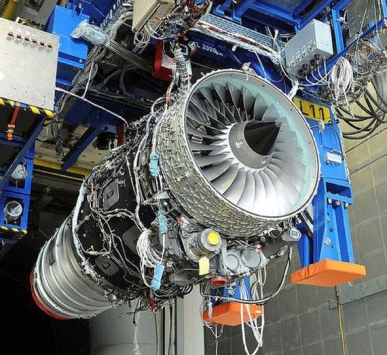 Why are jet engines so expensive? How many years does a jet engine last?