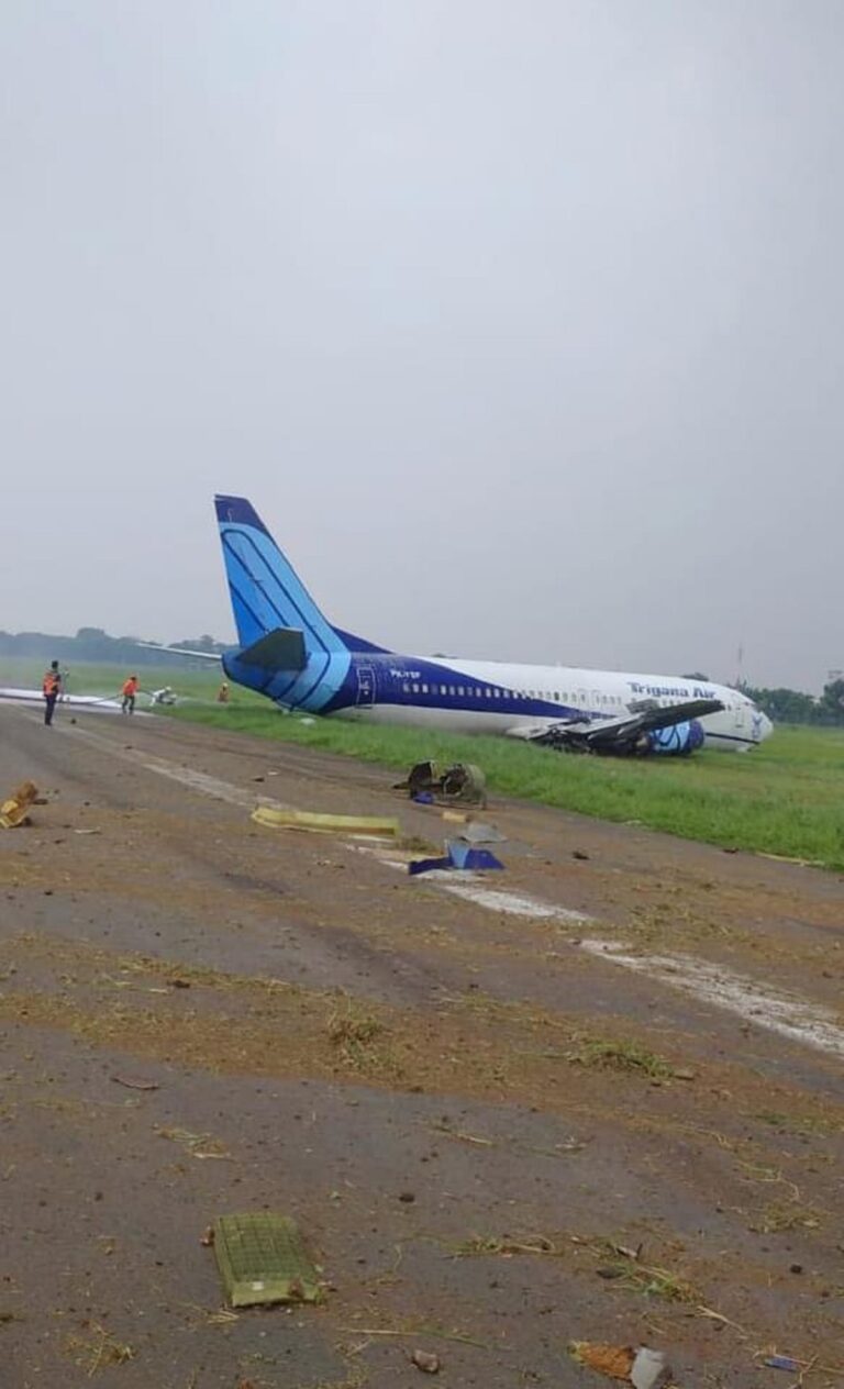 Trigana Air Boeing 737/ 400 has suffered substantial damage by giving away the right main gear during landing excursion.
