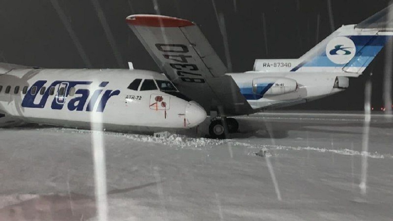 UTair ATR 72 Collides With Small Plane At Surgut Airport