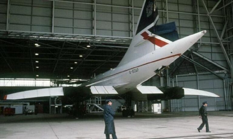 The aircraft lost the upper part of its rudder early in the flight.