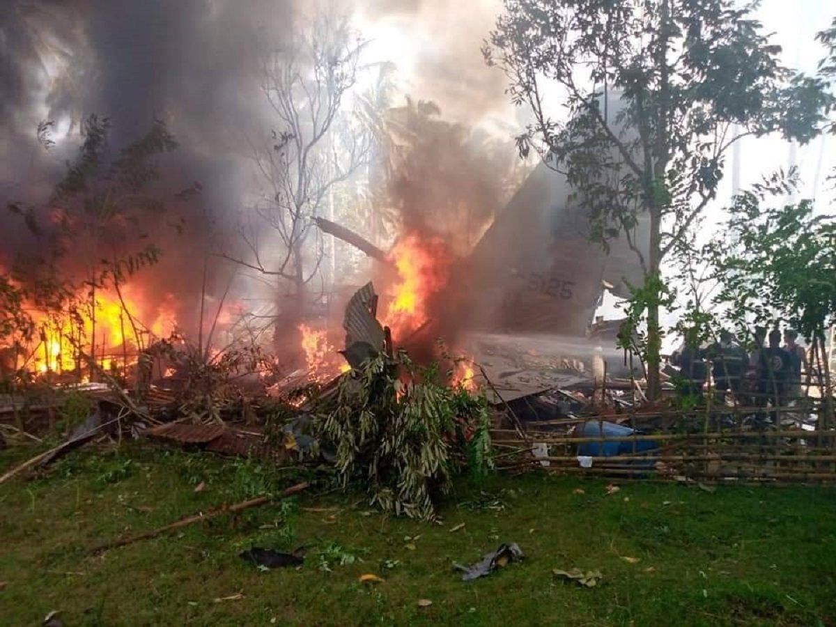 Military plane transporting troops crashes in the Philippines with at least 85 on board