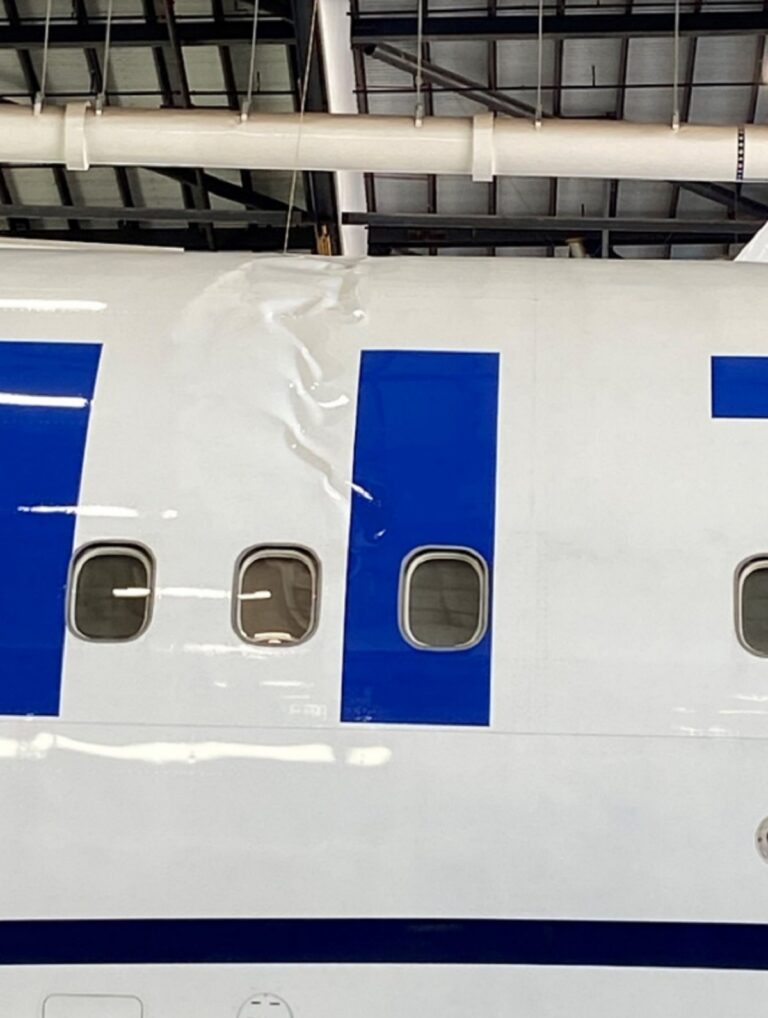 United B763 Hard Landing