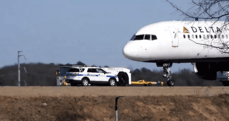 Delta Boeing 757 plane loses wheel while taxiing for takeoff