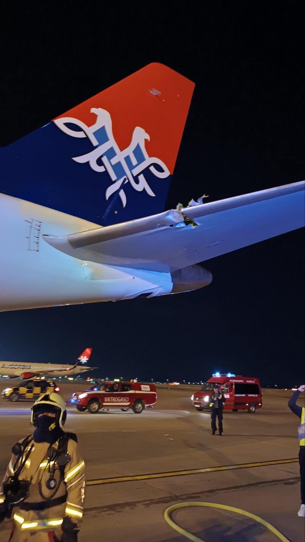 Air Serbia Embraer received serious damage to its fuselage - Aeropeep