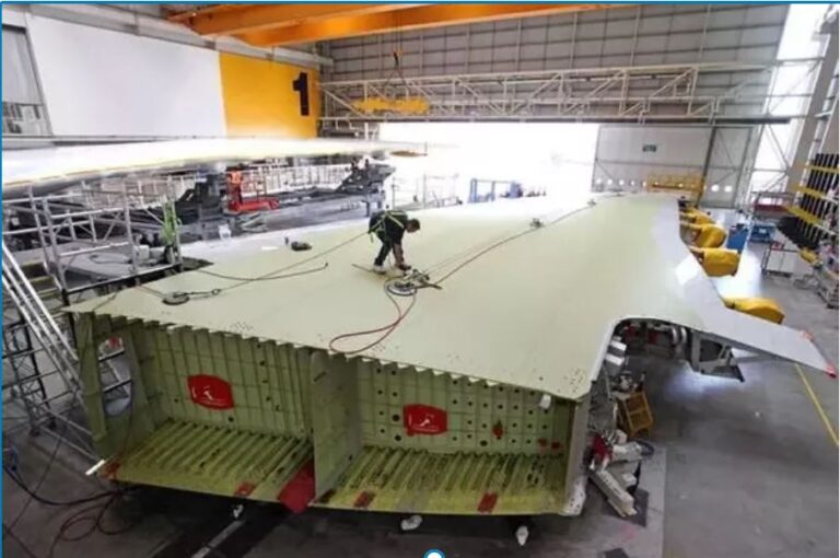 How can an A380 have 38,000 gallons of jet fuel in its wings when the wing cutaways do not show any wing tanks at all?