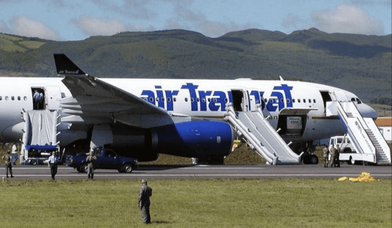 Lost all Engine Power while flying over the Atlantic Ocean