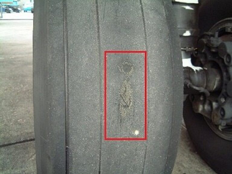 How frequently do airliners get their tires replaced?