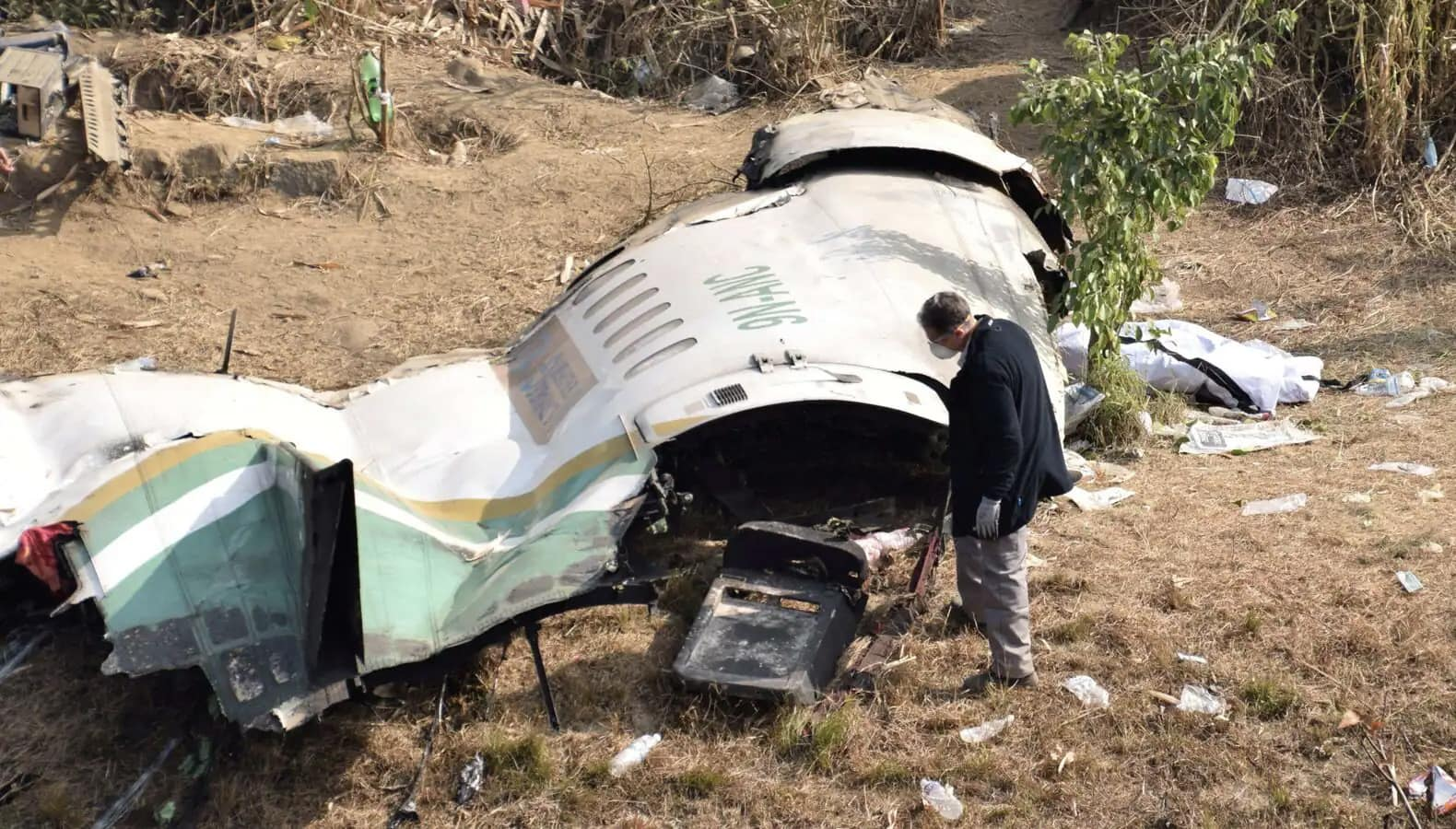 Did Pilot Accidentally Cut Power of Engines Moments Before Nepal Crash?