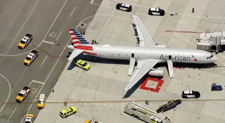 Laptop’s battery caught fire inside the cabin of an American Airlines Airbus A321