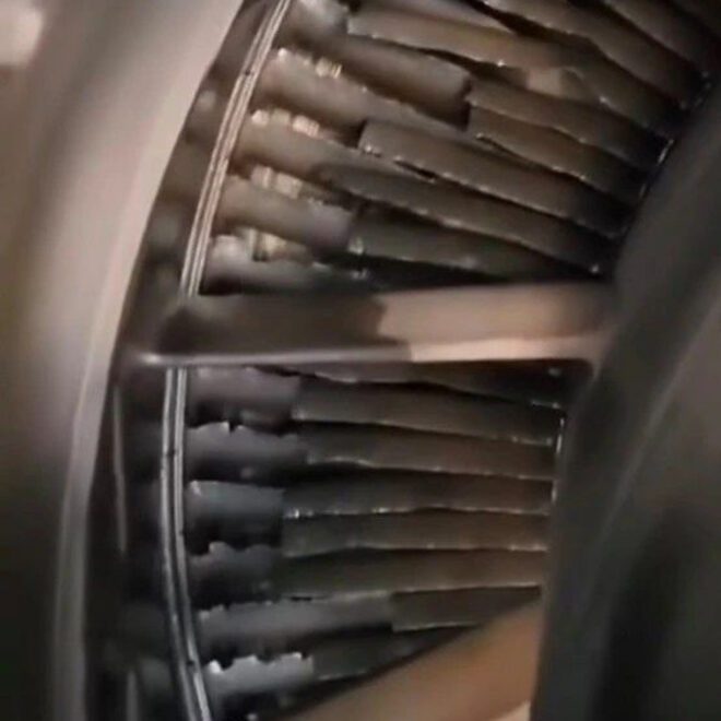 Qantas Boeing 737-800 aircraft (VH-VYH) departure and an emergency landing in Sydney after an engine (CFM56-7B26) failure