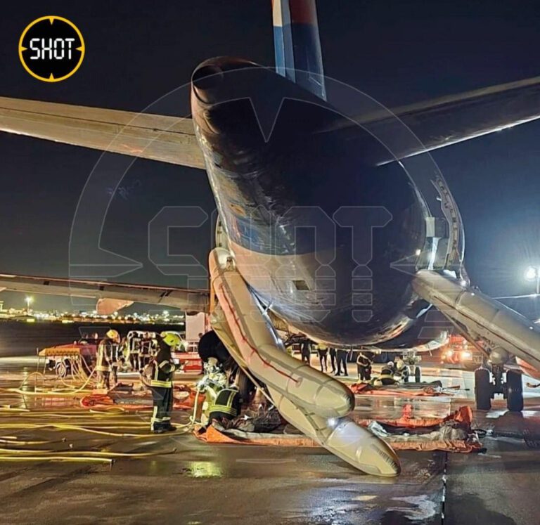Russian-made plane engine catches fire after landing in Turkey’s Antalya
