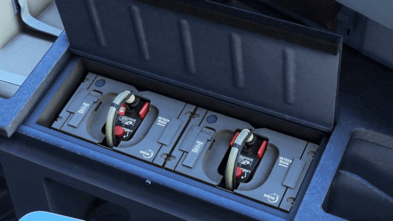 Ever wonder why the Flight Crew Oxygen system has a 100% oxygen supply, also with a positive pressure ?